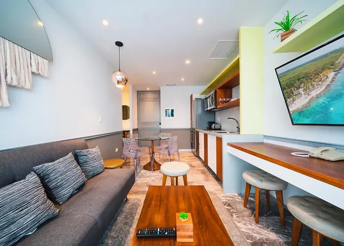 Singular Joy #203 - 1Br Rooftop Pool & Ocean View *